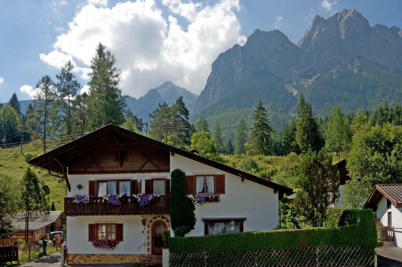 Gaestehaus Kerschbaum Grainau Buitenkant foto